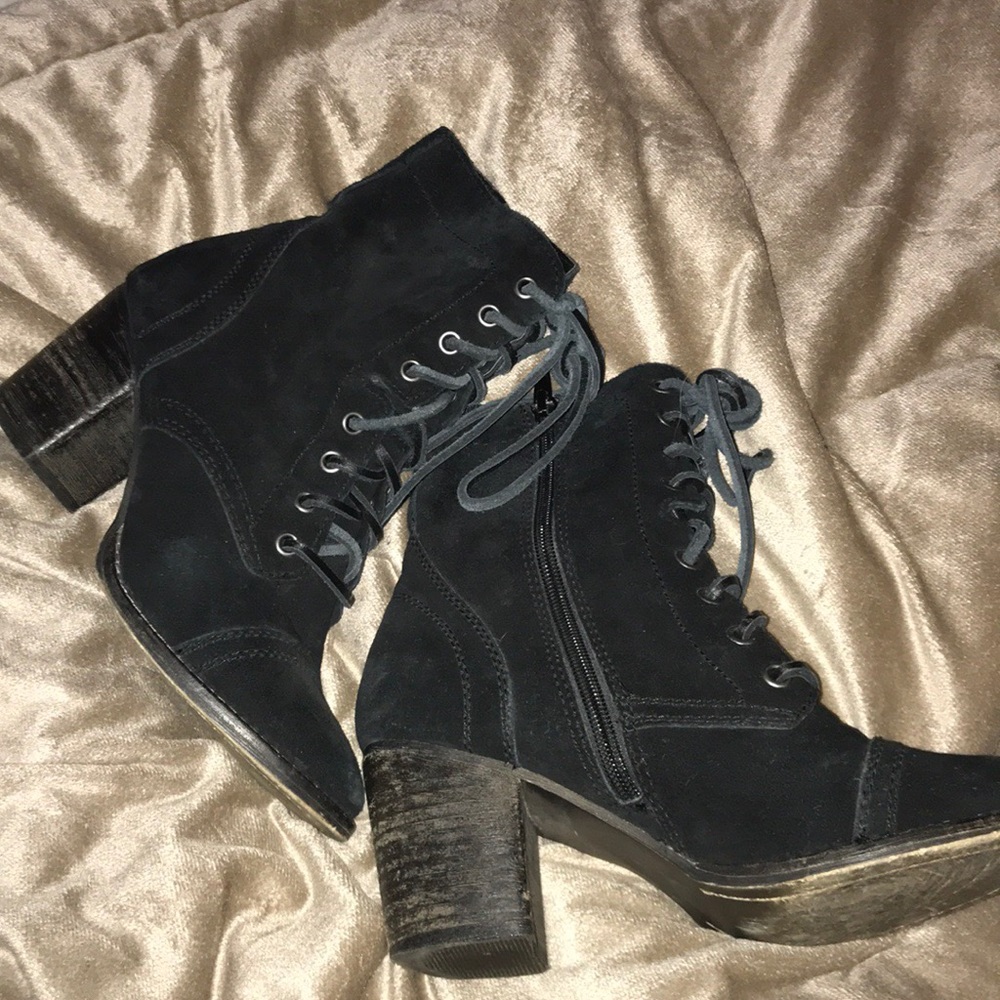 Black distressed boots